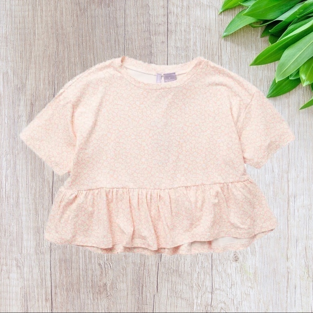 Good Luck Girl Peplum Tee in Peach/Ivory L